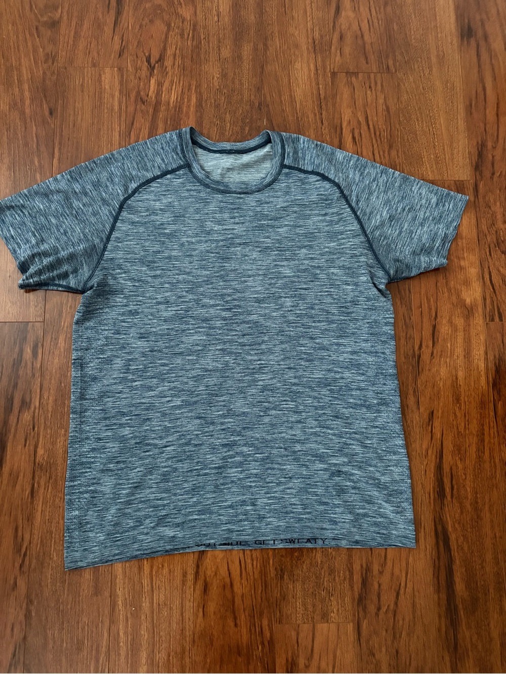 Lululemon Mens Heathered Blue Metal Vent Shirt